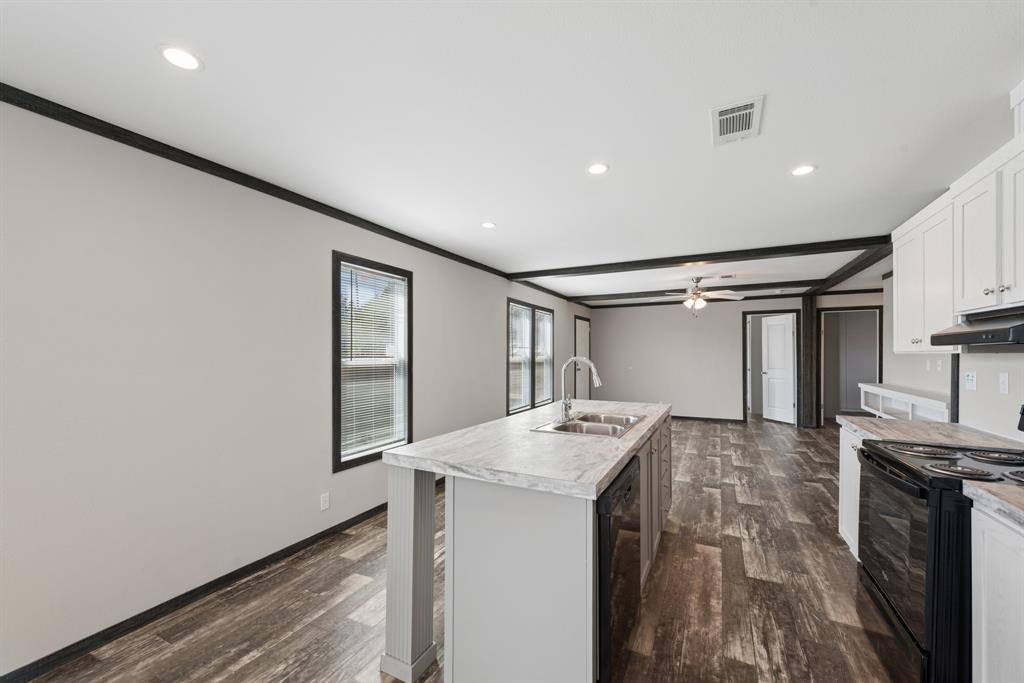 Comanche Cove - Residential