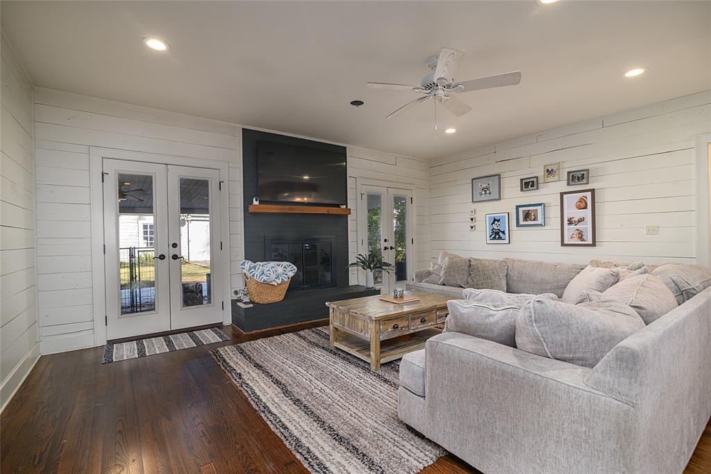 316 Gladstone Boulevard