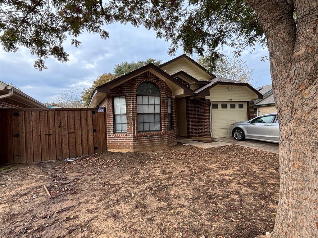 1504 Horncastle Street