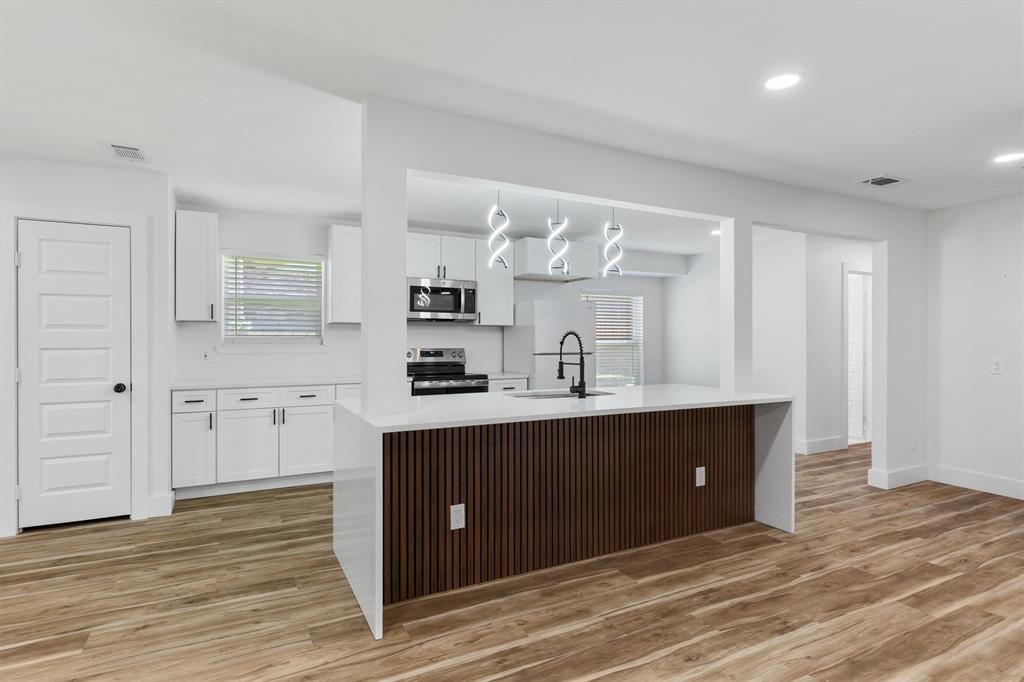 Lakeridge Park - Residential Lease