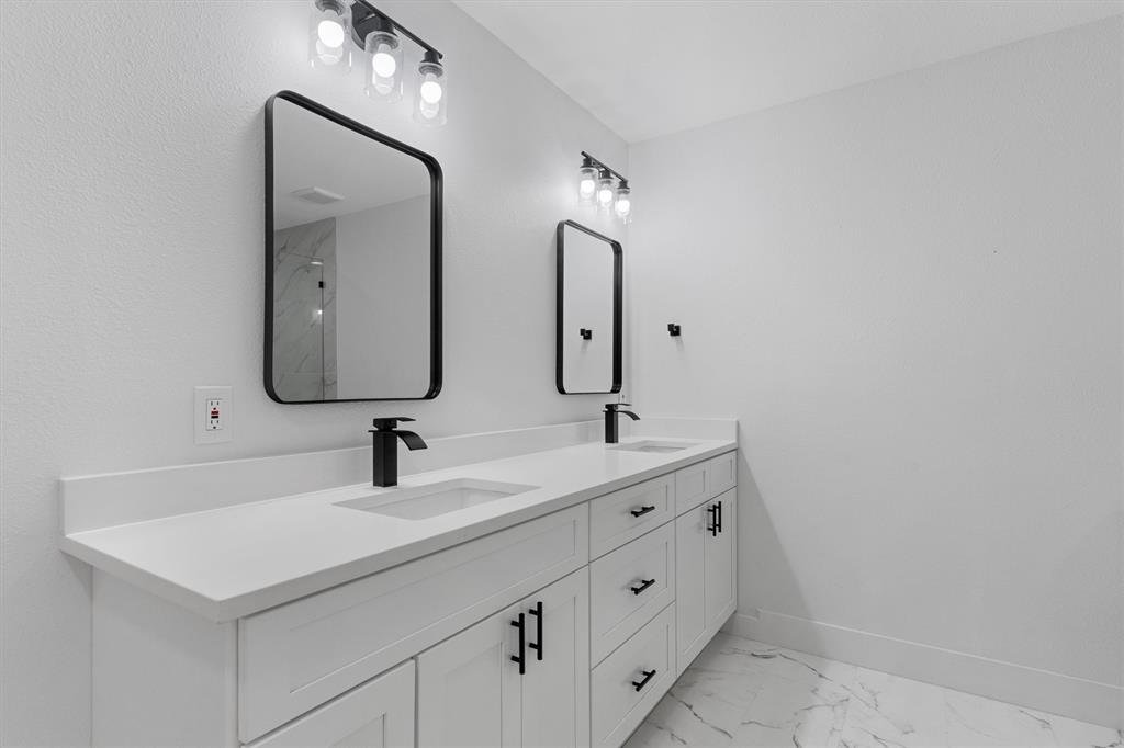 Lakeridge Park - Residential Lease