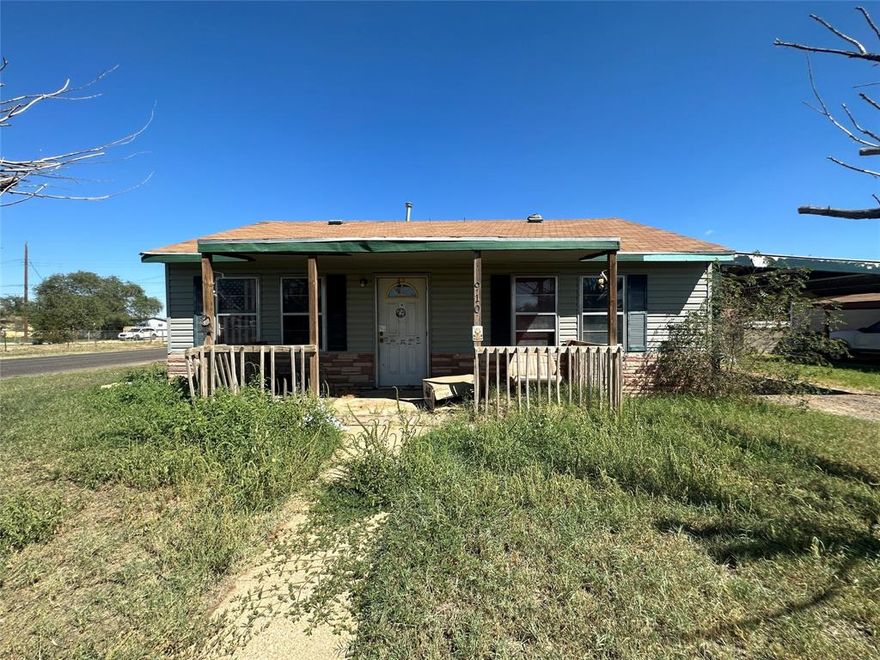 If you're looking for a project, this one is for you. 2 bedroom 1 bath on a corner lot in NE Andrews. Convenient location and close to schools. Sold strictly as is. Buyer to verify all property information.