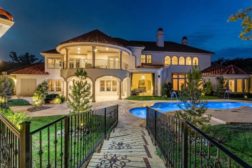 8600 Riviera Court
