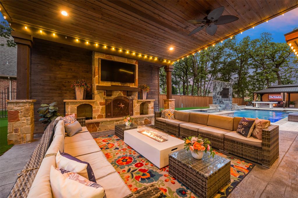 5841 Lakeside Drive