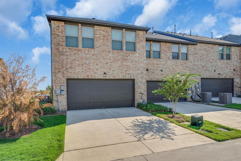 Harvest Twnhms Ph 1 - Residential Lease