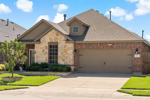 Photo of 11012 Blaze Street, Aubrey, TX 76227 (MLS # 21119958)