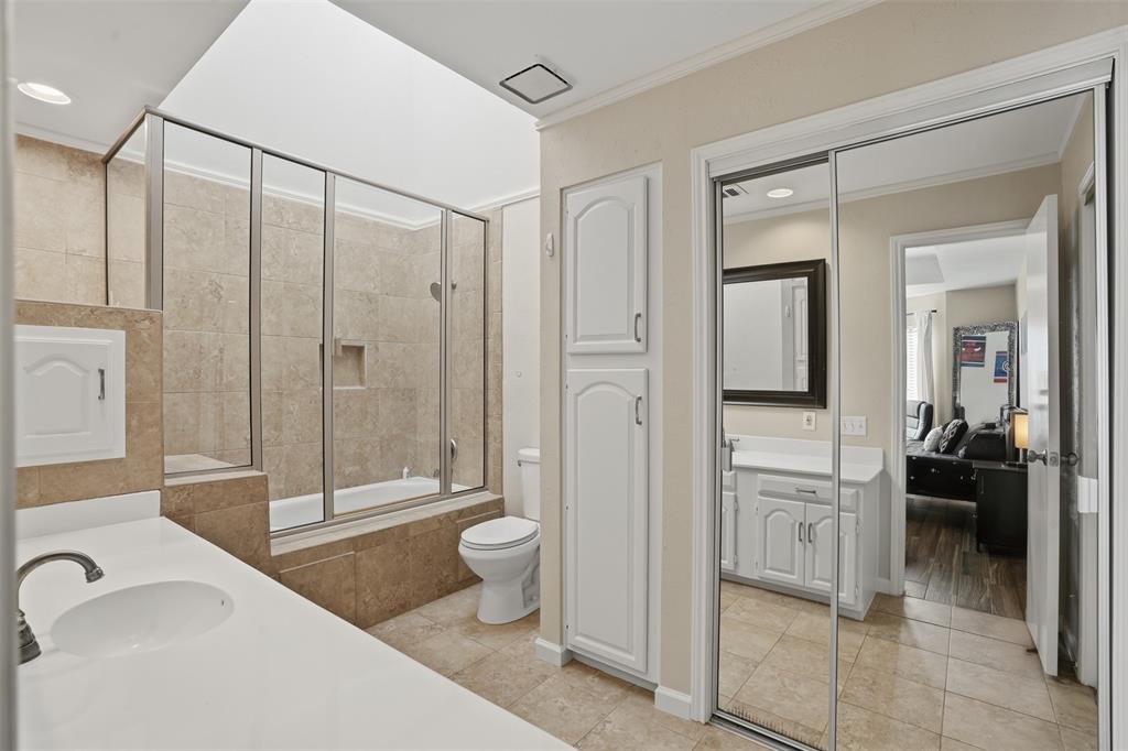 Boardwalk On The Pkwy Condos - Residential Lease