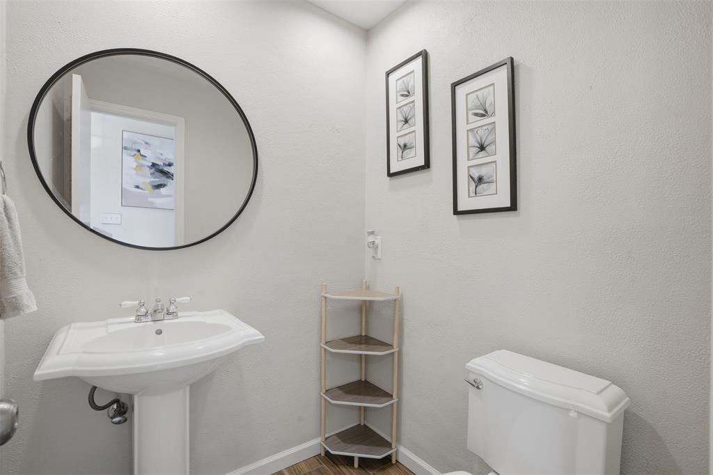 Boardwalk On The Pkwy Condos - Residential Lease