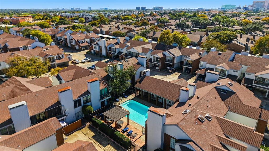 Boardwalk On The Pkwy Condos - Residential Lease