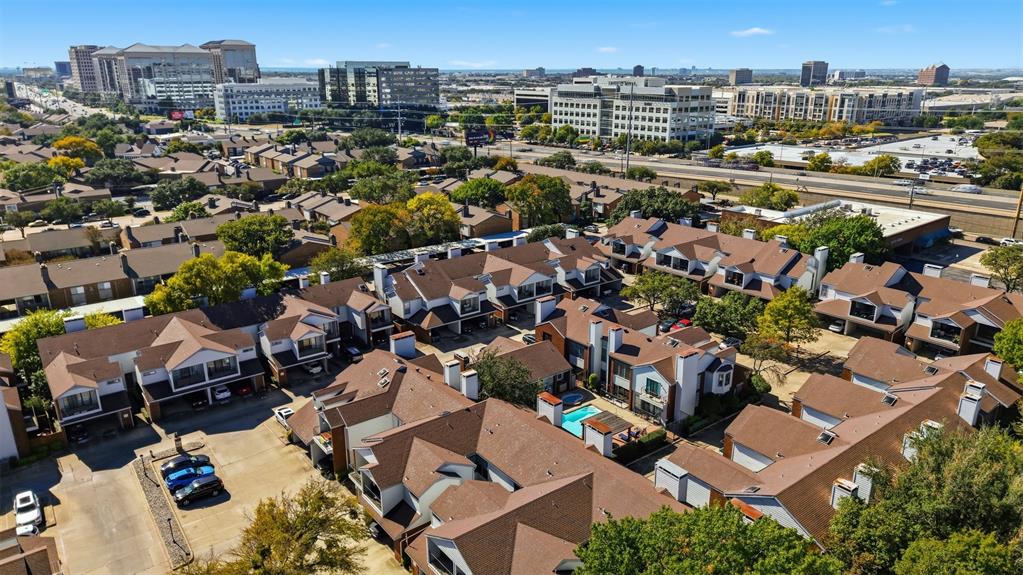 Boardwalk On The Pkwy Condos - Residential Lease