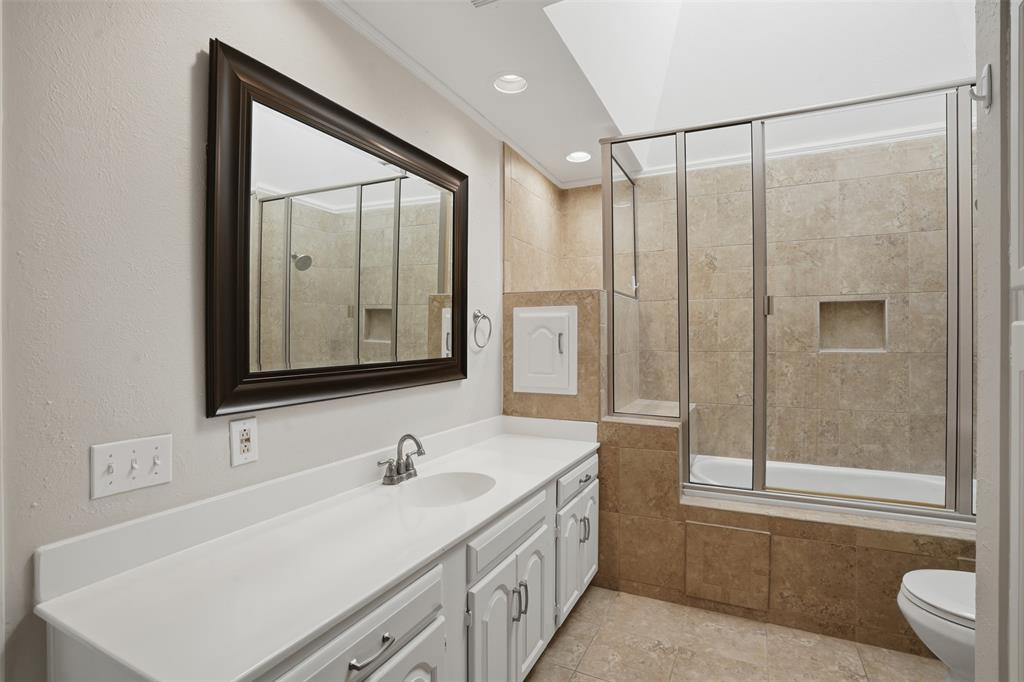 Boardwalk On The Pkwy Condos - Residential Lease