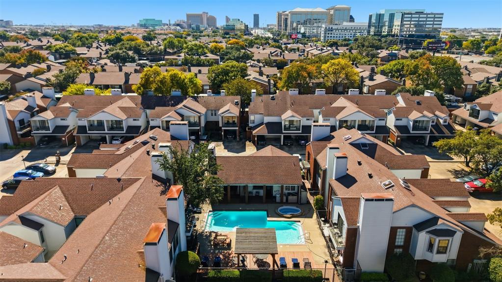 Boardwalk On The Pkwy Condos - Residential Lease