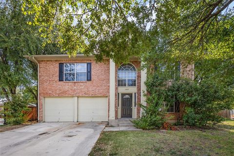 1207 Chapel Hill Drive Mansfield TX 76063