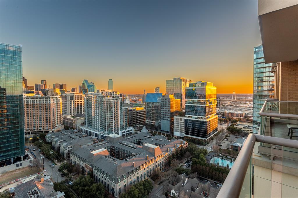 2300 WOLF Street 19A