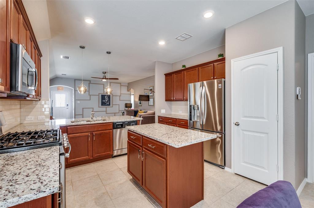 Hillstone Pointe Wes - Residential