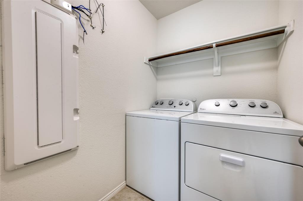 Hillstone Pointe Wes - Residential