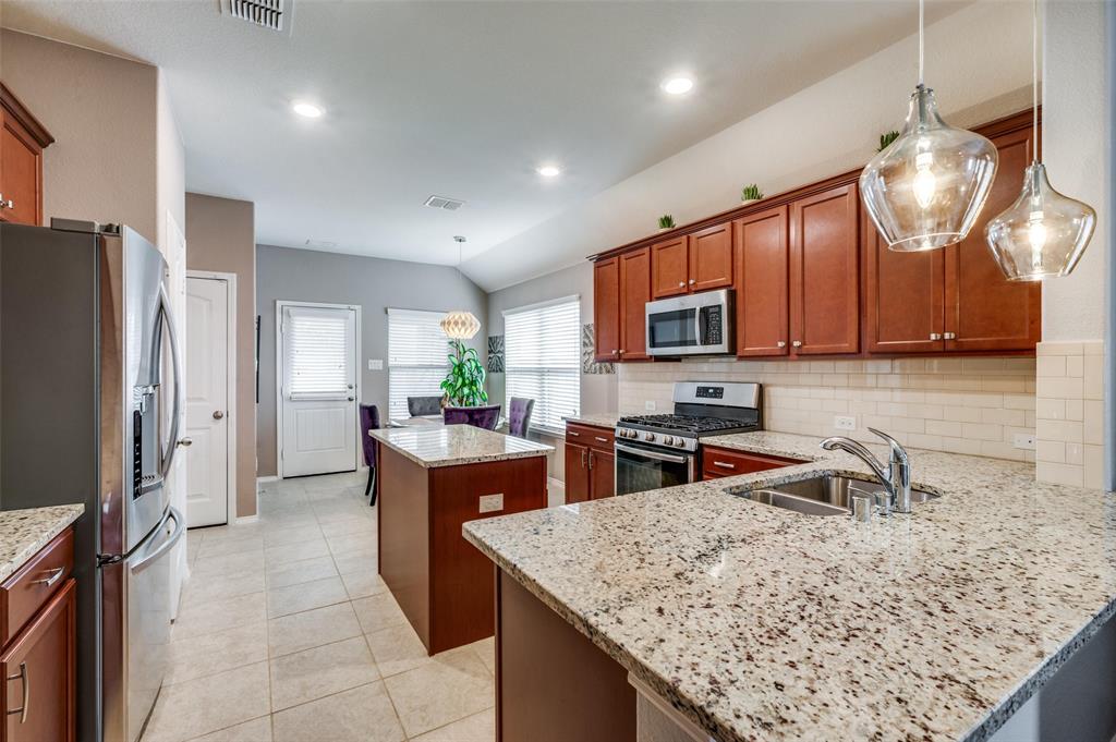 Hillstone Pointe Wes - Residential