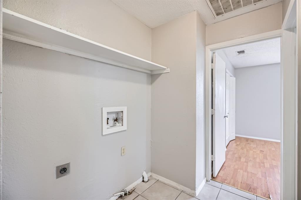 W J S Russell 4th Add - Residential