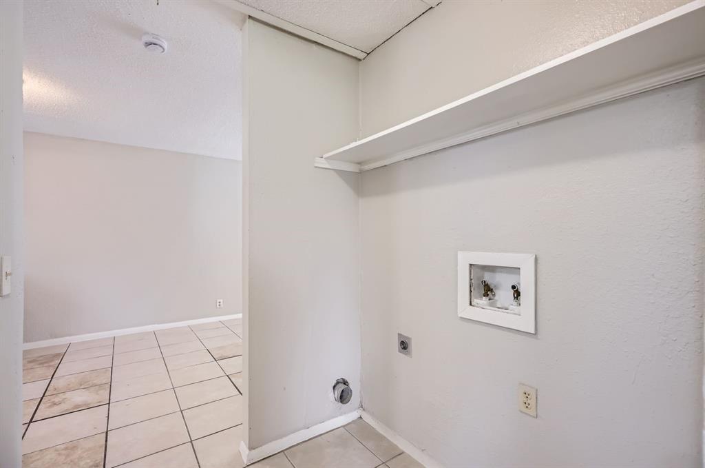 W J S Russell 4th Add - Residential