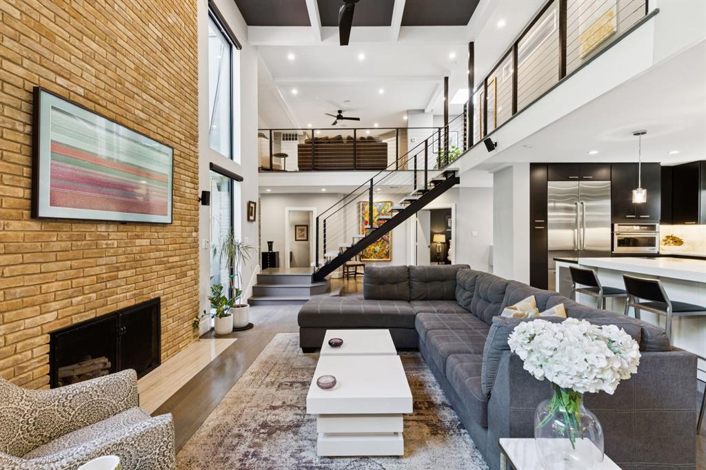 Oak Lawn Heights - Residential Lease