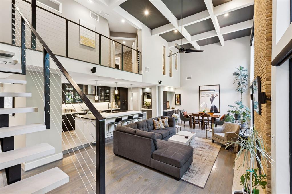 Oak Lawn Heights - Residential Lease