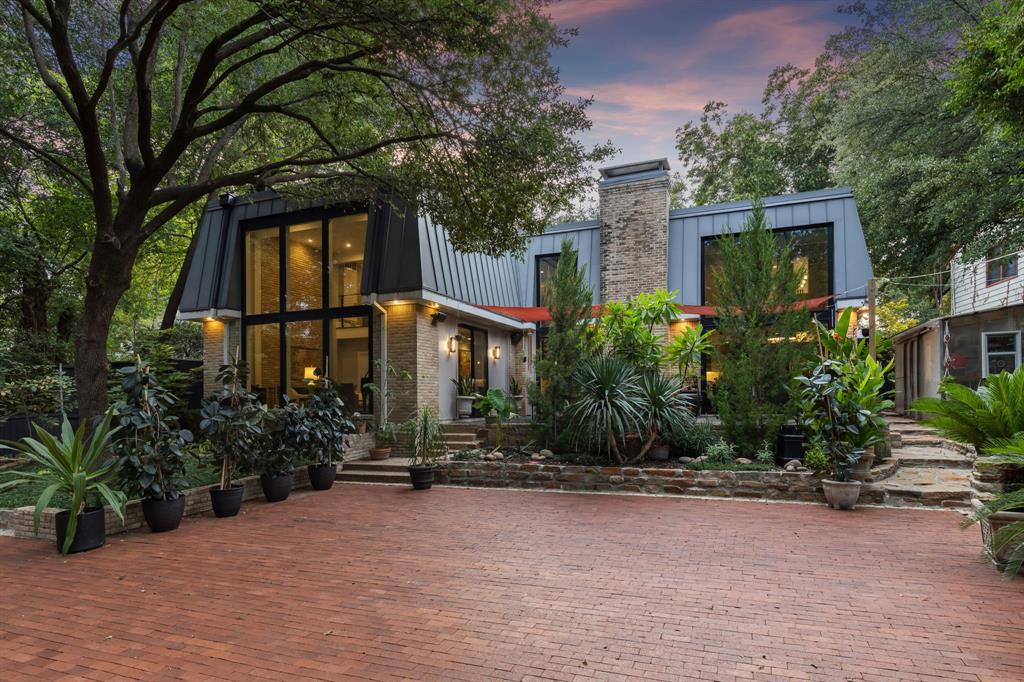 Oak Lawn Heights - Residential Lease