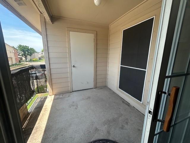 Creekbend Condo Ph 01-06 - Residential Lease