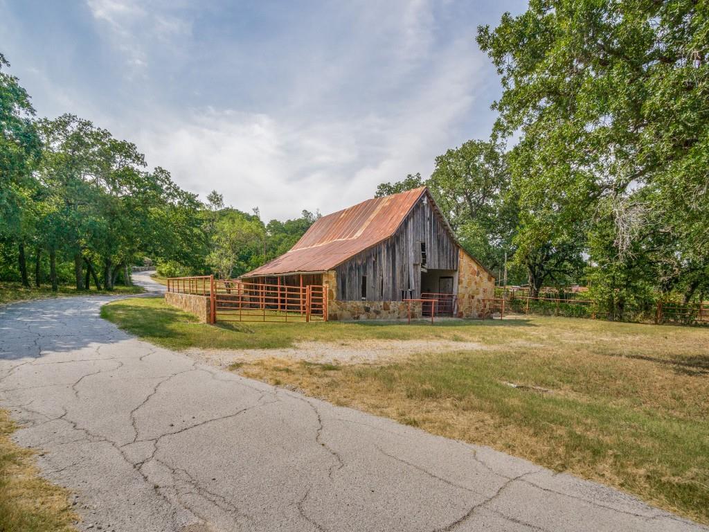 3715 N Highway 281