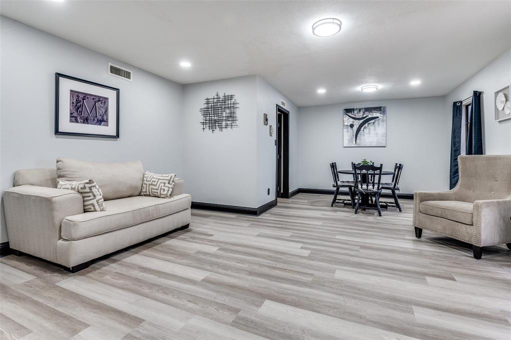 Trailwood 10 - Residential