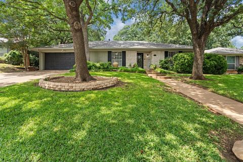 5717 Valley Ridge Court, Arlington, TX 76017 - #: 20637013