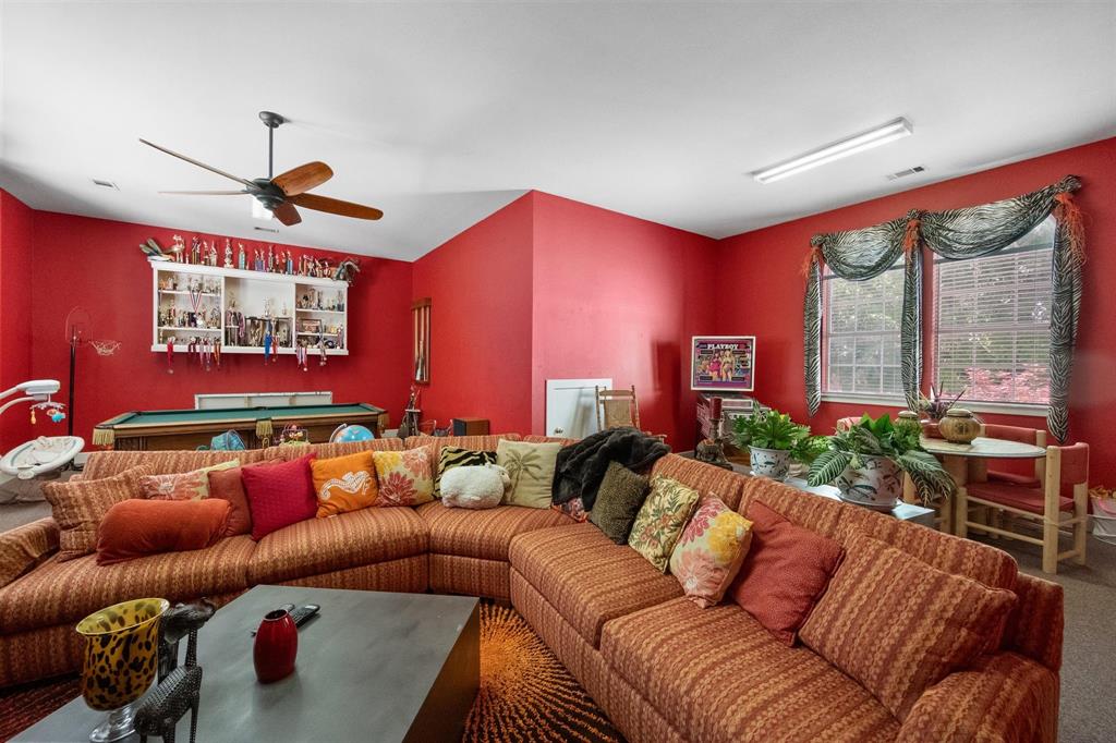 Estates Above Wimbledon - Residential