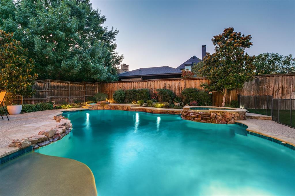 1604 Mcgreg Lane