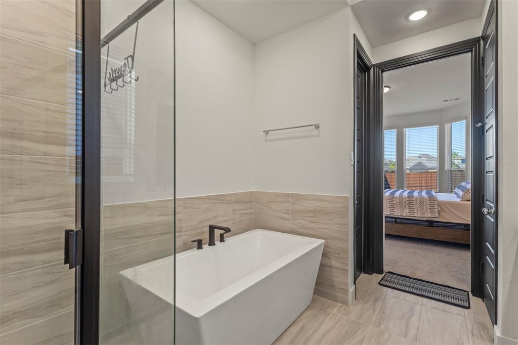 WATERSCAPE PHASE 3A - Residential Lease