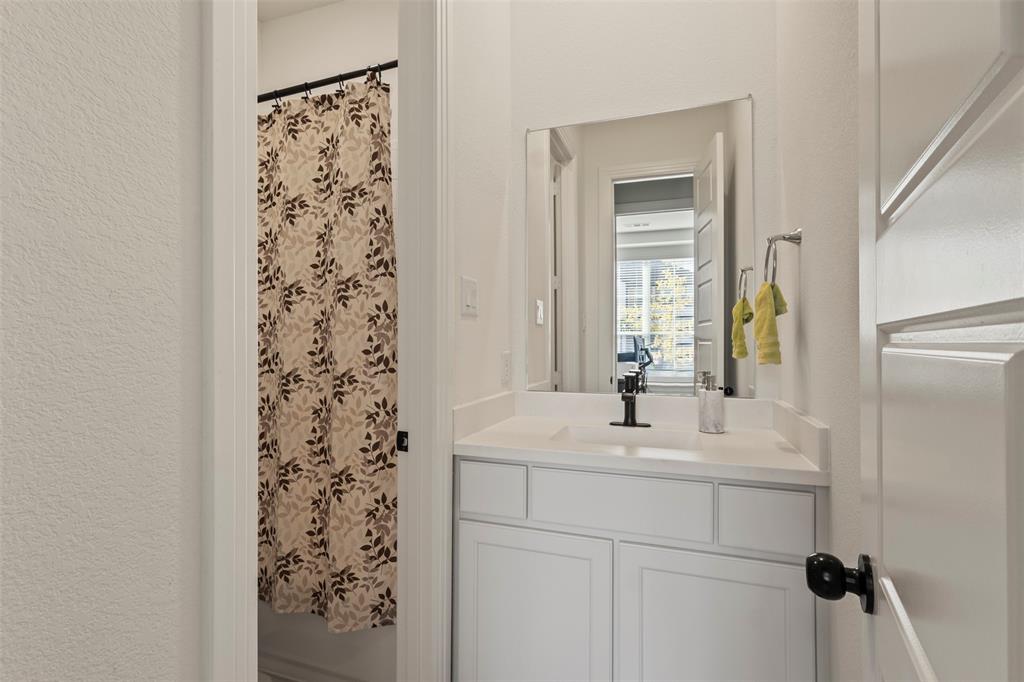 WATERSCAPE PHASE 3A - Residential Lease