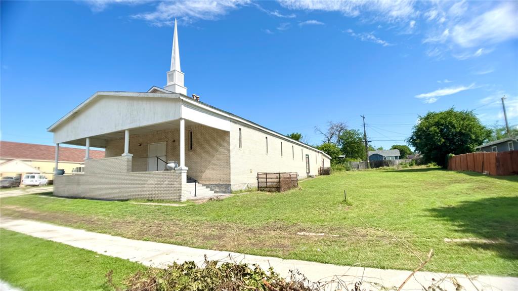 CHAMBERLAIN ARLINGTON HTS 2ND - Commercial Sale