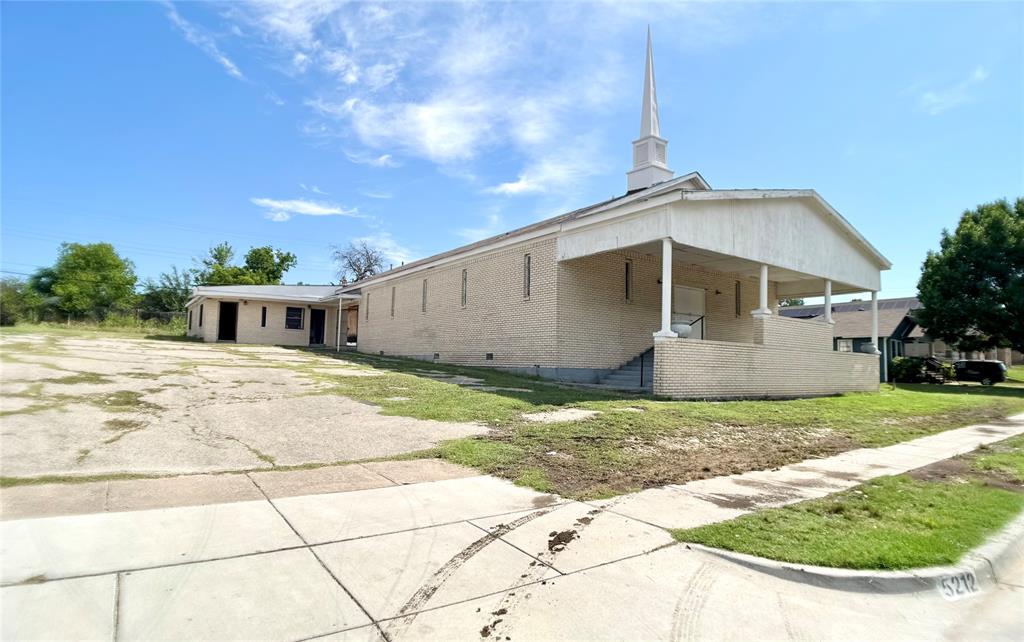 CHAMBERLAIN ARLINGTON HTS 2ND - Commercial Sale