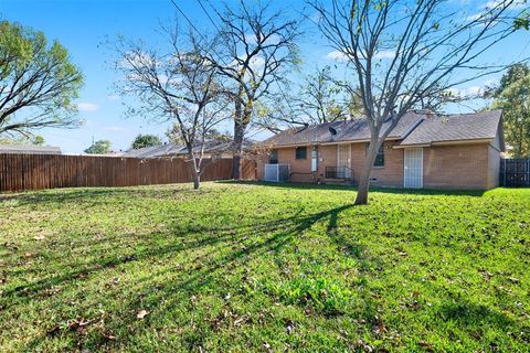 Tiny photo for 2729 Lockhart Avenue, Dallas, TX 75228 (MLS # 21116547)