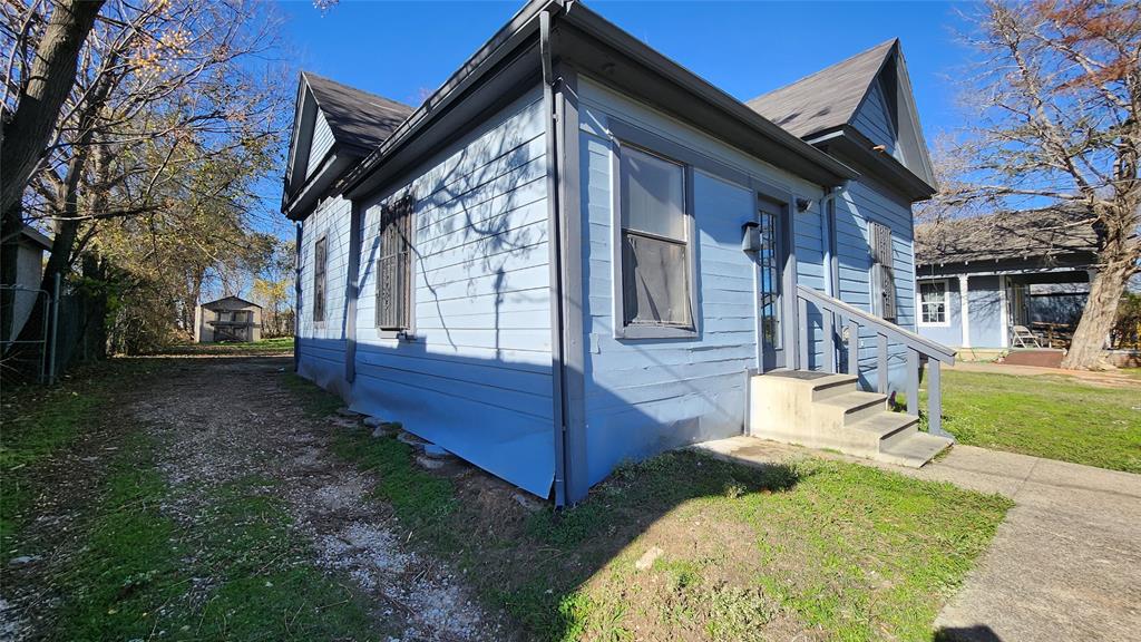 3109 Peabody Avenue