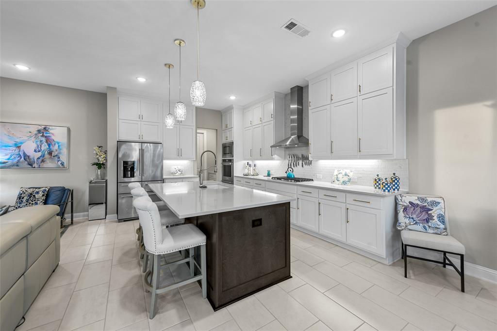 Northlake, Texas 76247, United States, 4 Bedrooms Bedrooms, ,4 BathroomsBathrooms,Residential,Pending,28070