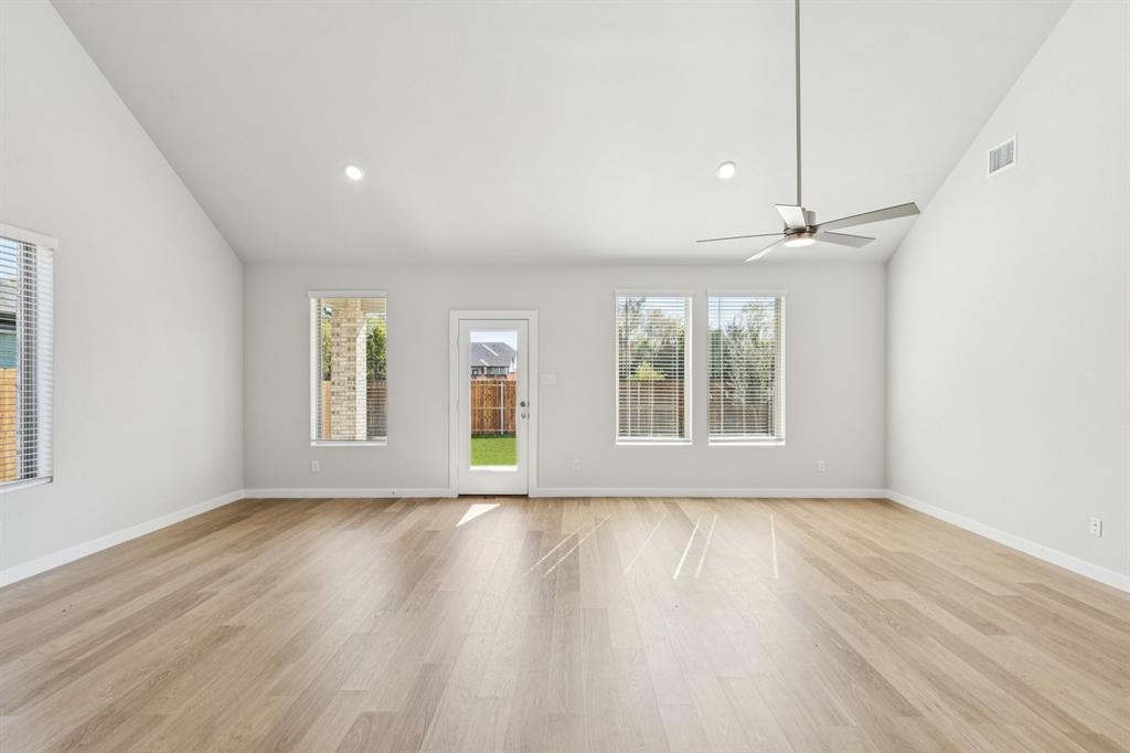 Elevon - Residential