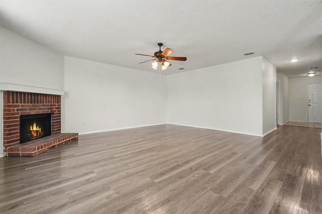 3014 Deer Ridge Drive