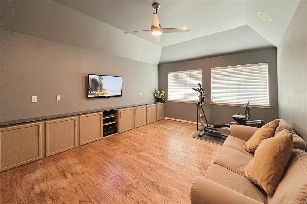 South Ridge Lakes Add - Residential