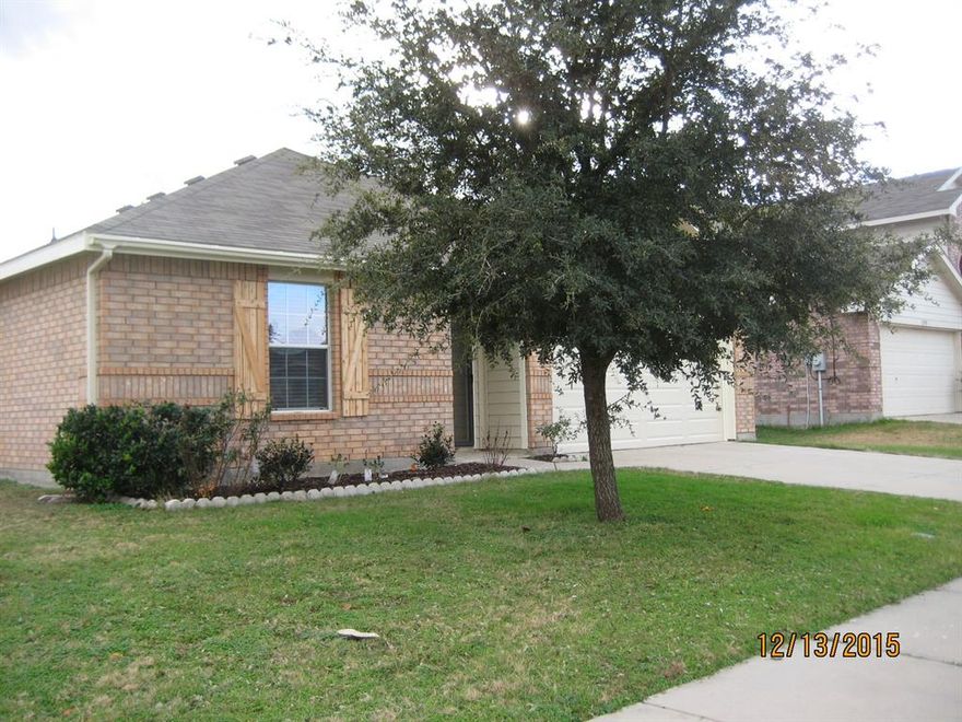 Beautifully REMODELED 4 Bedroom Home in NWISD on spacious CORNER LOT.  GRANITE Slab Counters with BREAKFAST BAR OPEN to Family room.  Electric STONE Fireplace.  TUMBLED MARBLE backsplash, Black and STAINLESS appliances.  Beautiful HARDWOOD LAMINATE and PORCELAIN floors.  NEW carpets, fans, fixtures, lights, Interior and Exterior Paint.  Separate Master suite features FRAMLESS shower glass, GARDEN TUB, tile surround & Dual Vanity. New Cedar Fence.  Community Pool