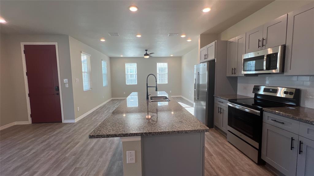 HARVEST PHASE 12 - Residential Lease