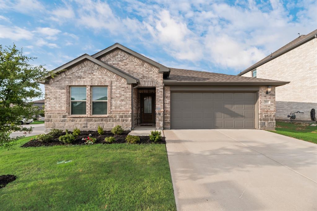 2536 Peoria Drive