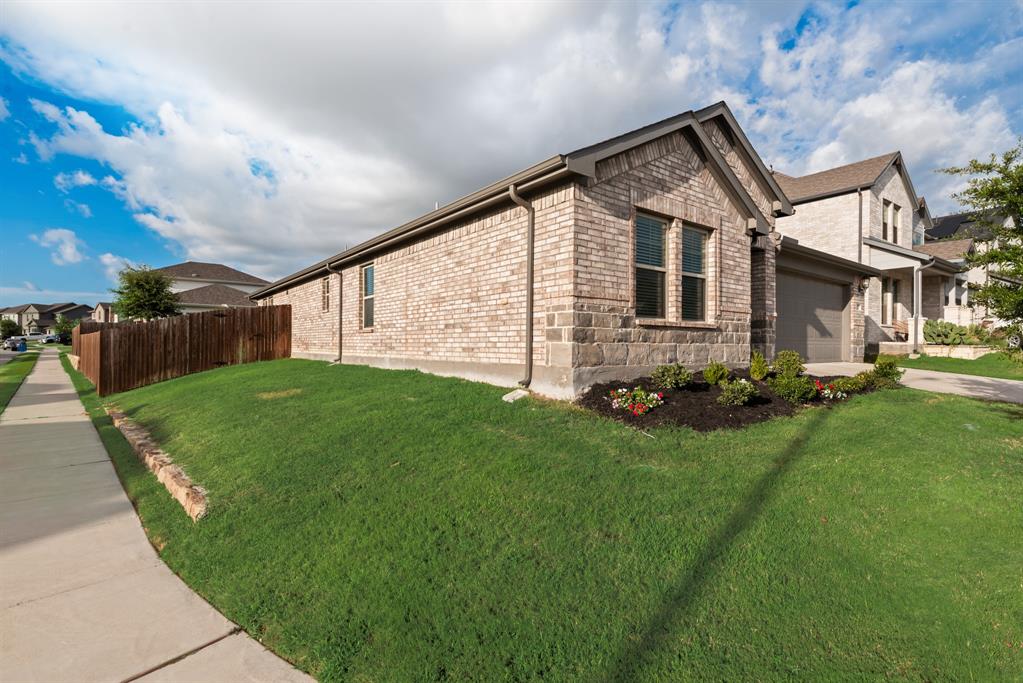 2536 Peoria Drive