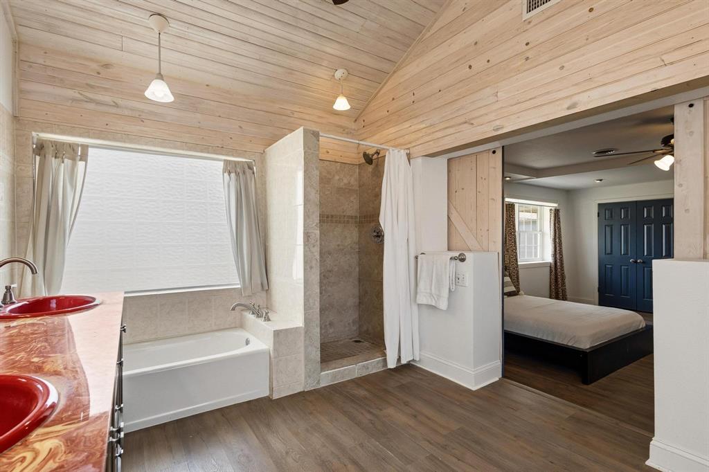 Paradise Acres - Residential