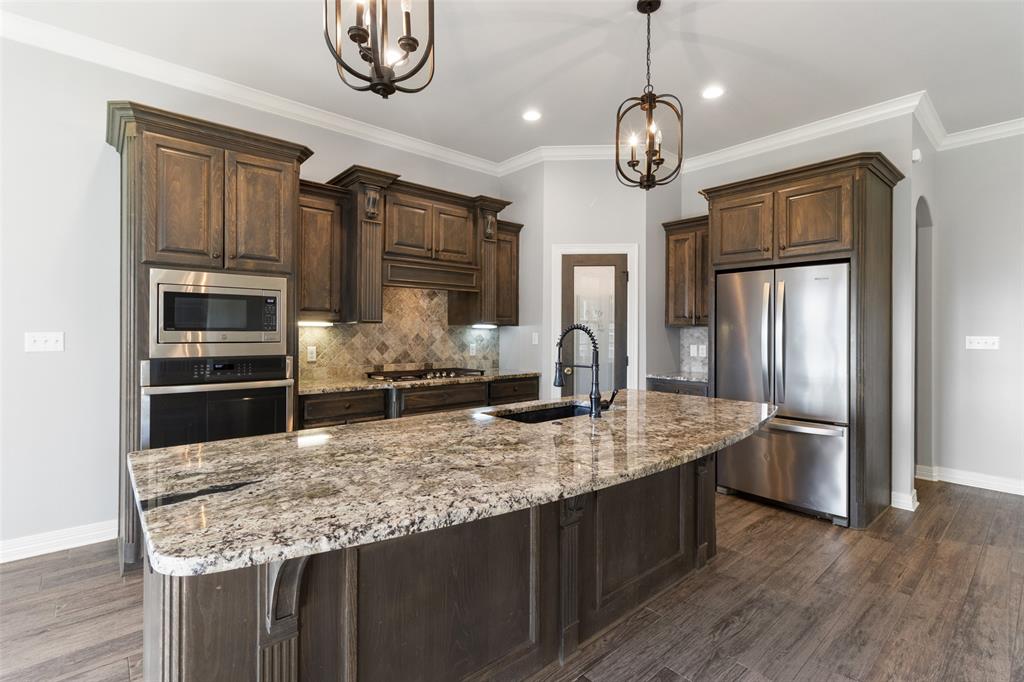 2596 Southcrest Drive