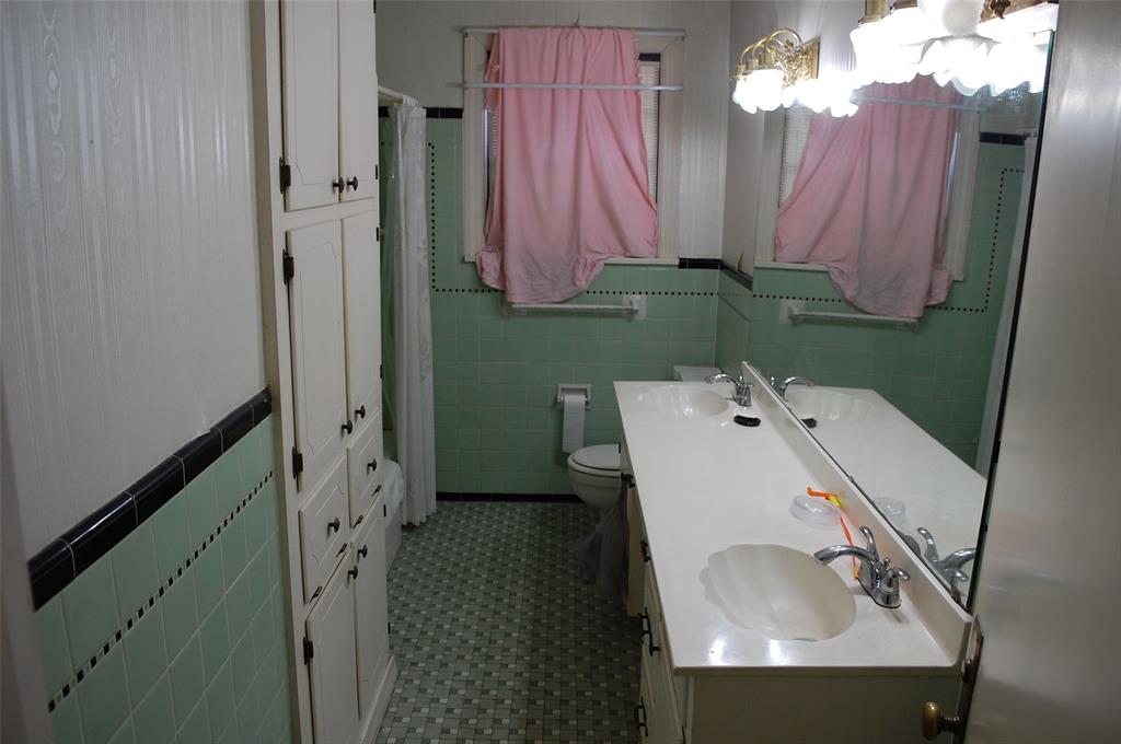 Querbes Sub - Residential