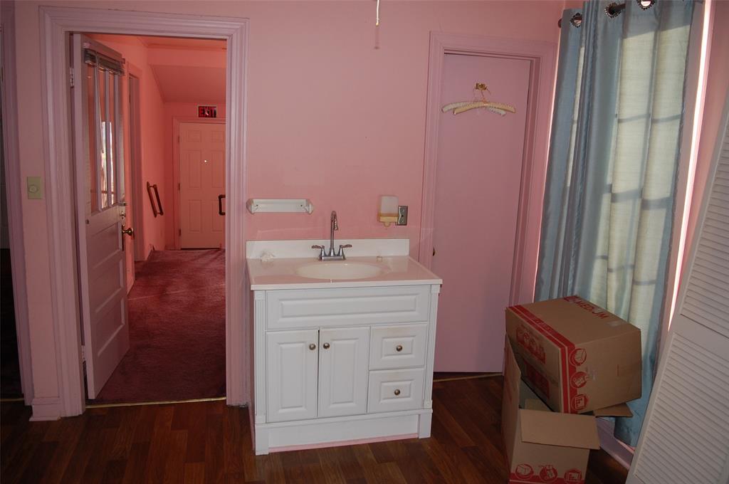 Querbes Sub - Residential